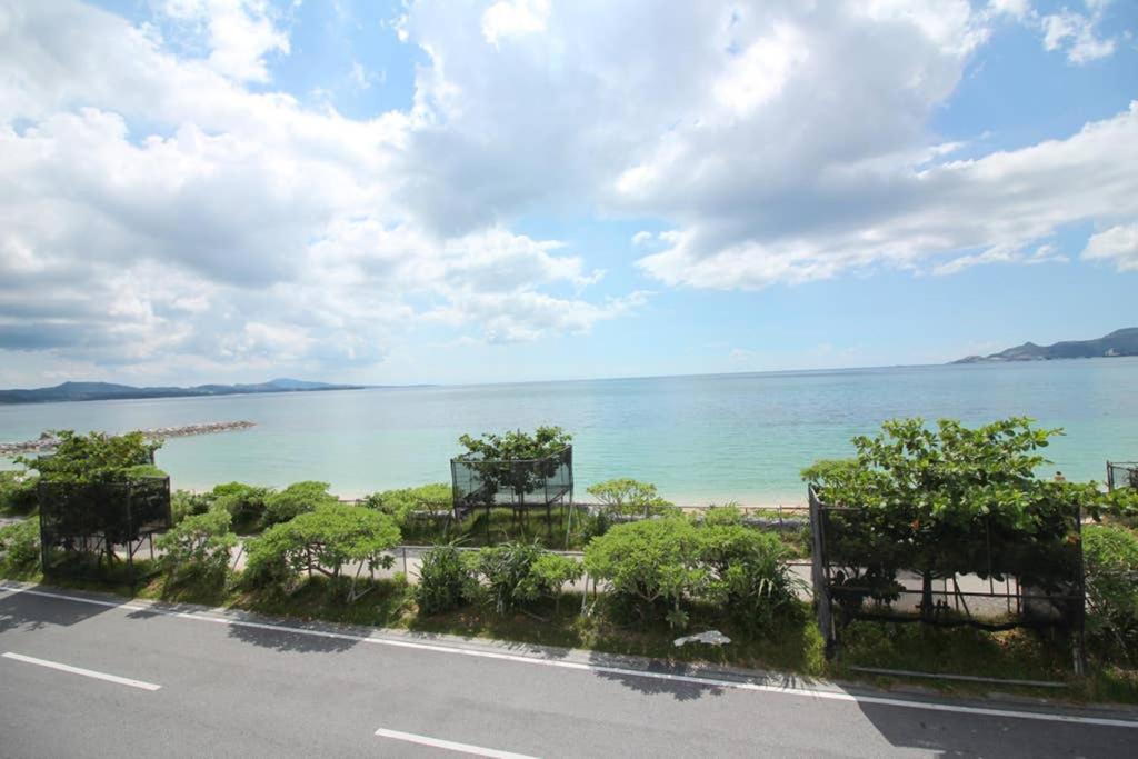Beach Side Hotel Yamoriyanonikai Nago Eksteriør bilde